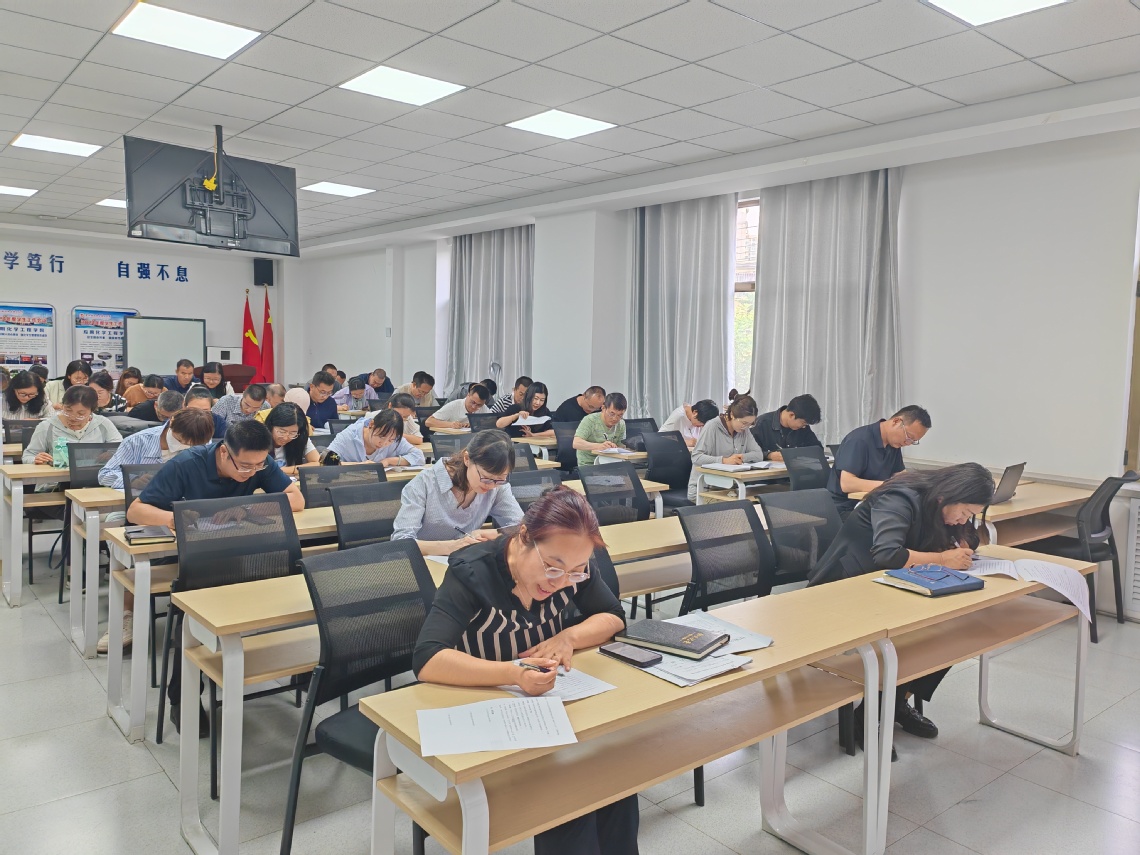 图片2.jpg 图片2.jpg